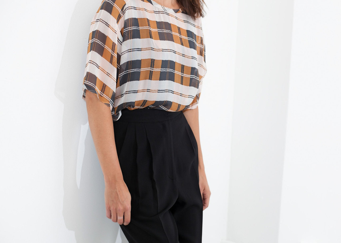 Pantalon à revers contrastés en noir
