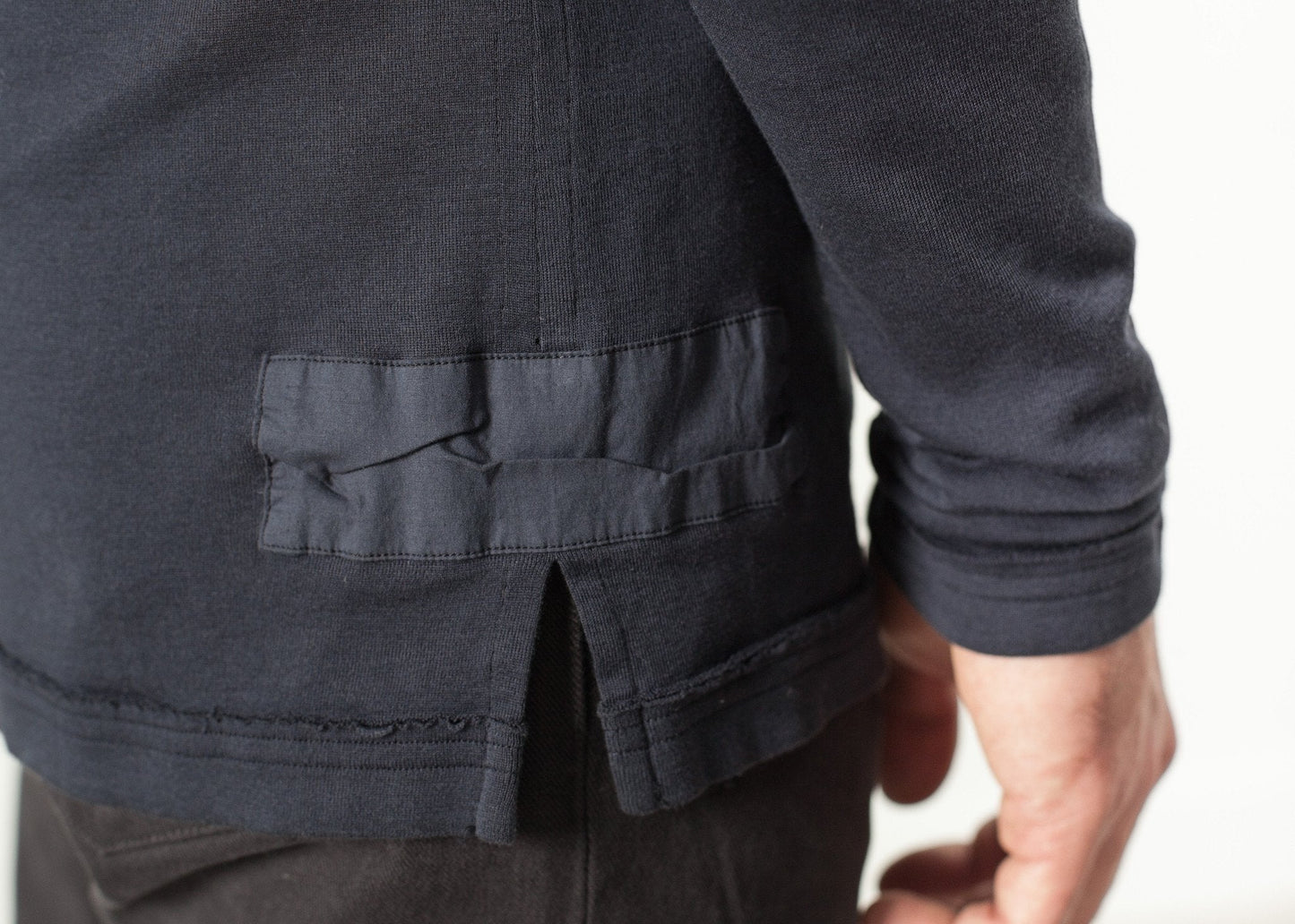 Henley de algodón en gris azulado