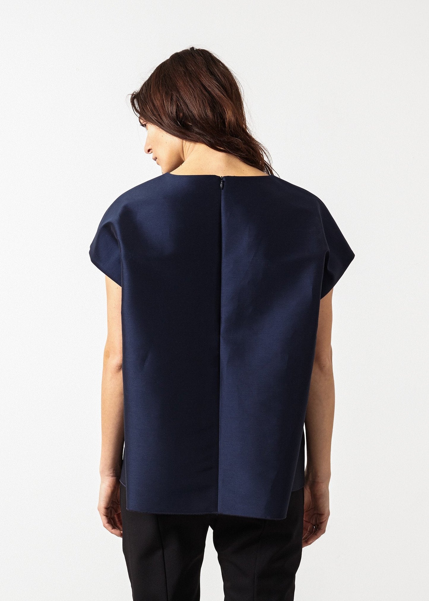 BLUSA MANGA FOLIDA EN AZUL MARINO