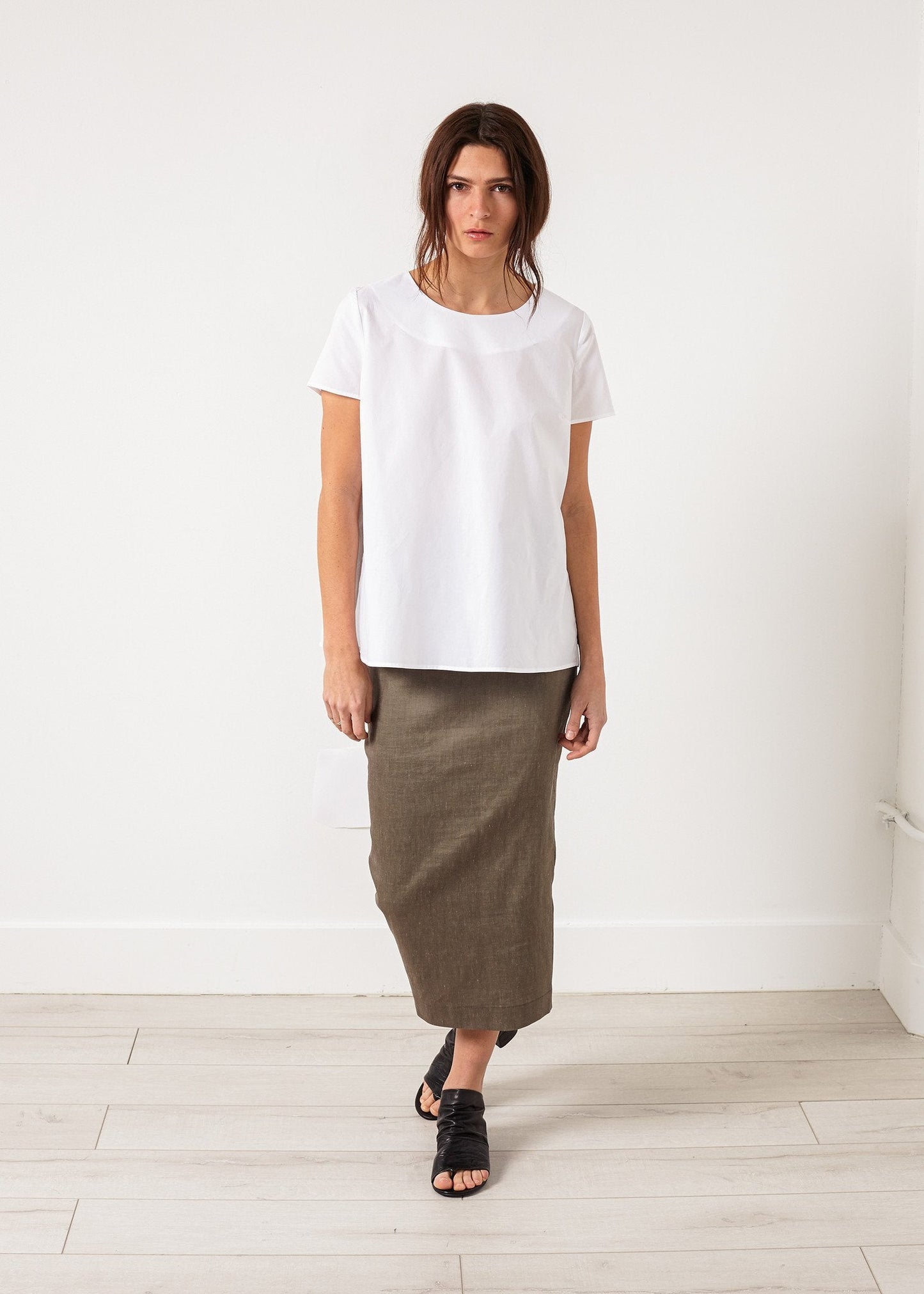 BLUSA PLISADA EN LA ESPALDA