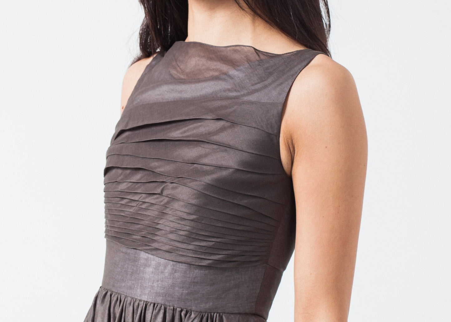 VESTIDO DE VOILE EN GRIS PERLA