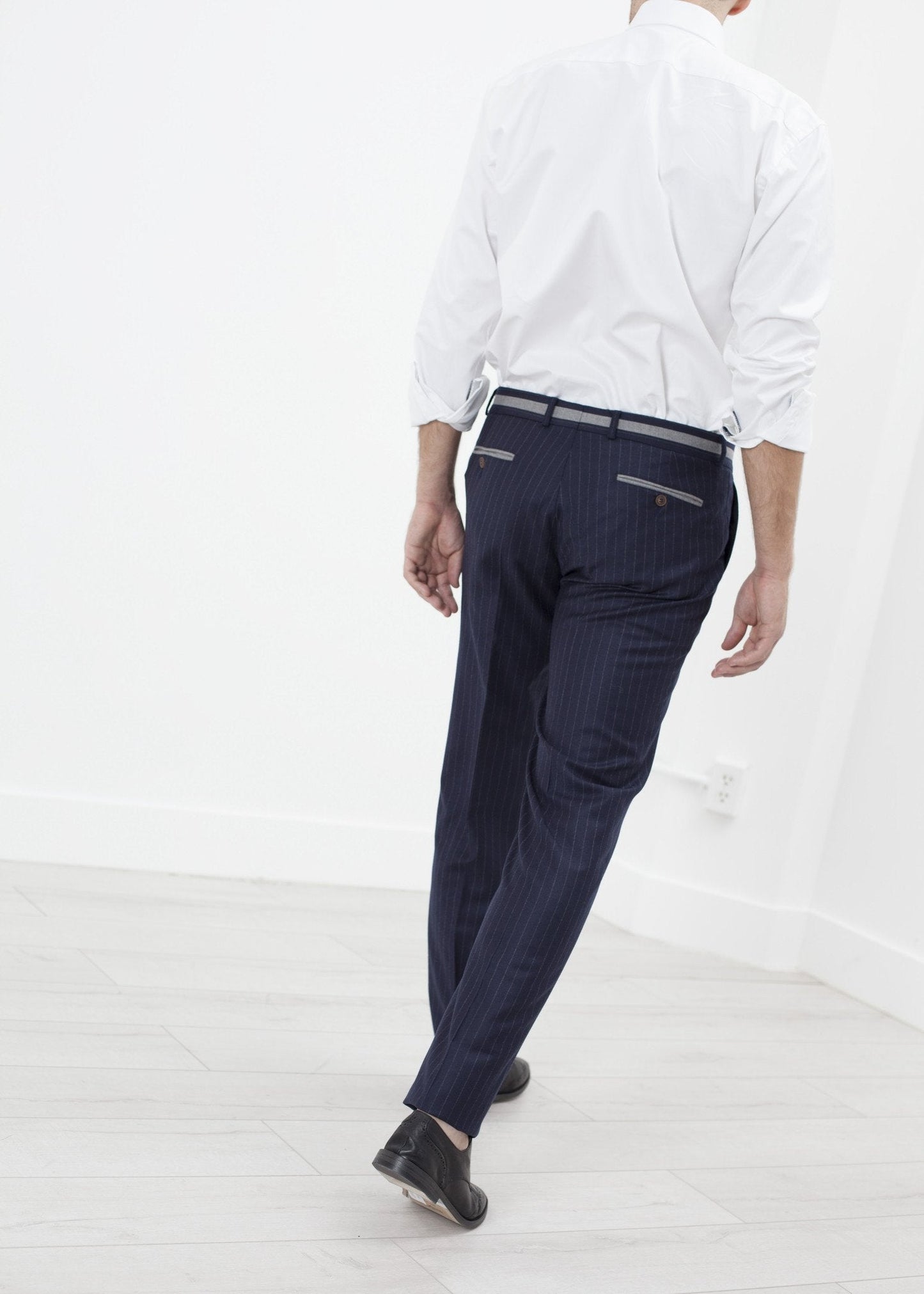 Pantalón Sinclair en rayas azul marino