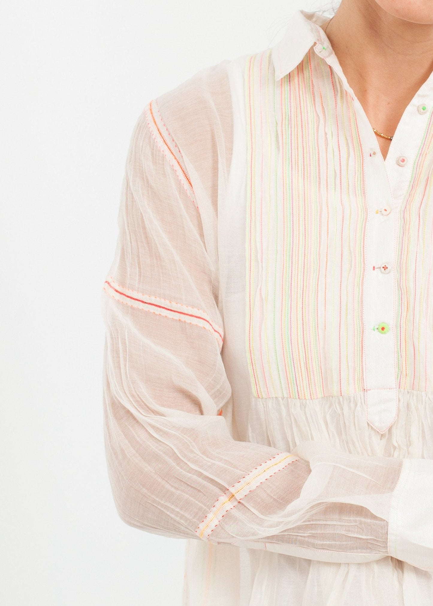 Blusa arcoiris transparente en blanco (!)