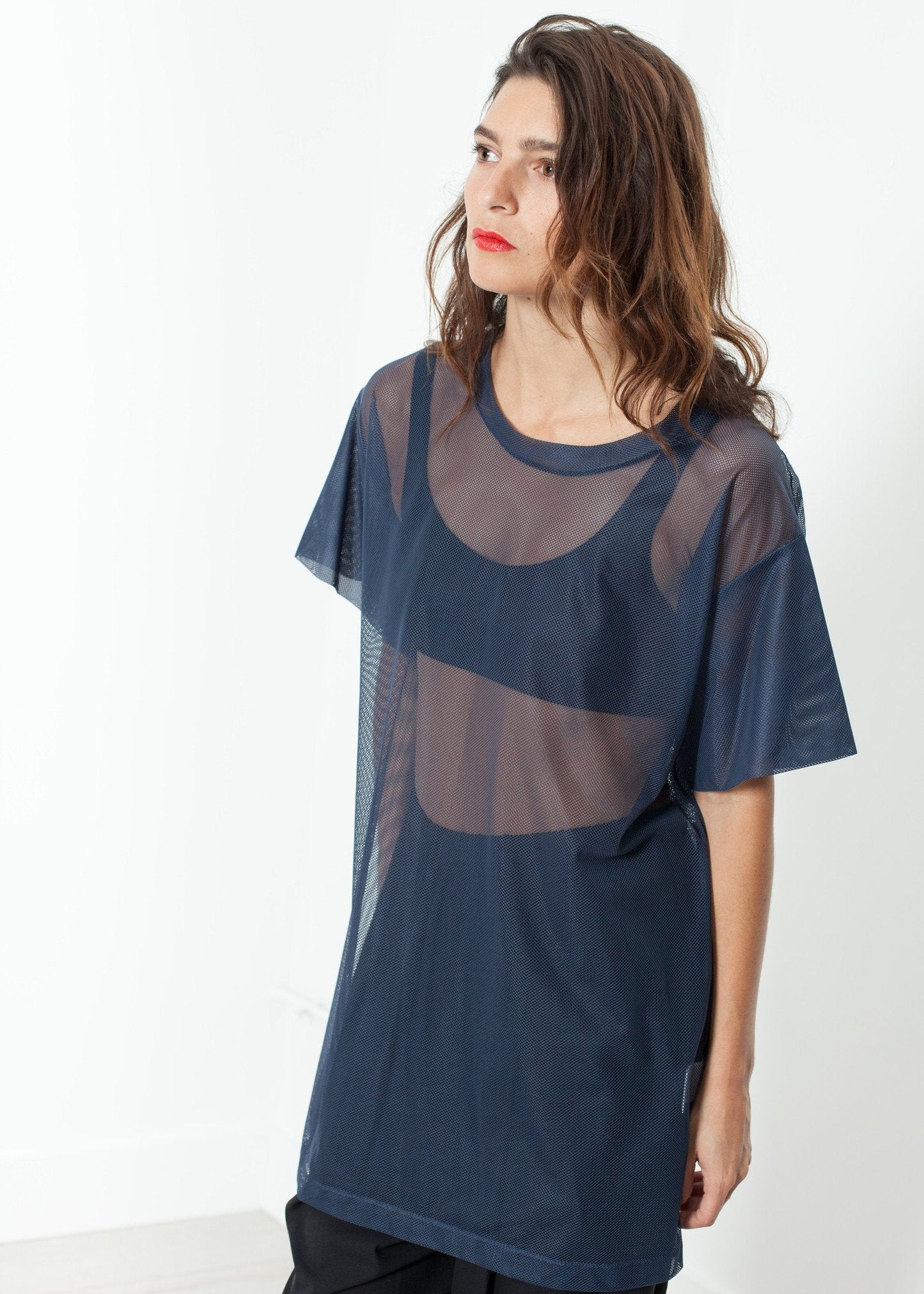 Sobrevestido de malla en azul marino