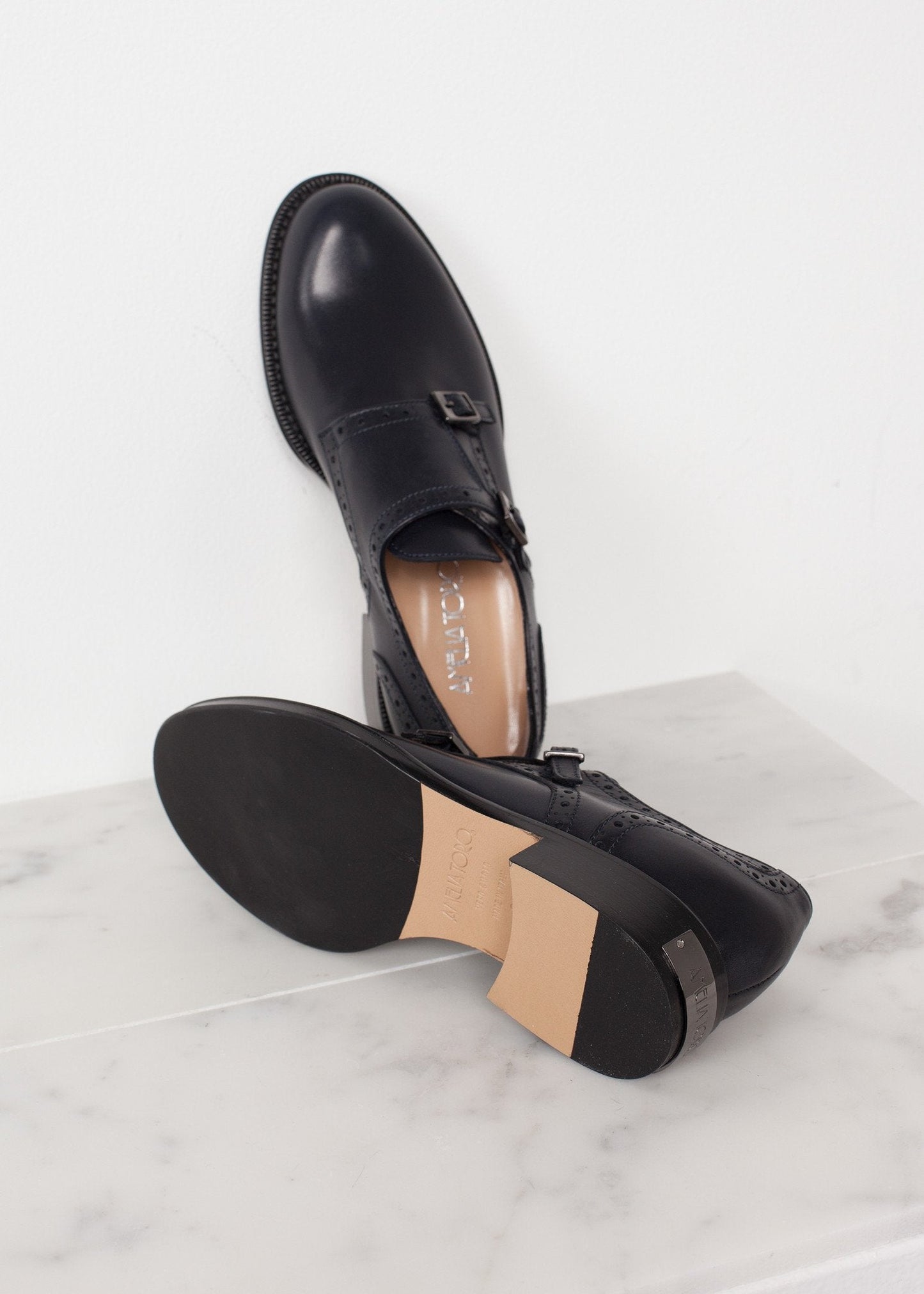 Zapato Hebilla en Azul Marino