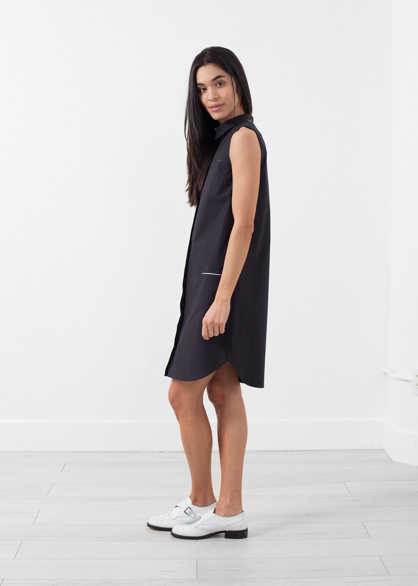 Vestido sin mangas con bolsillo oculto