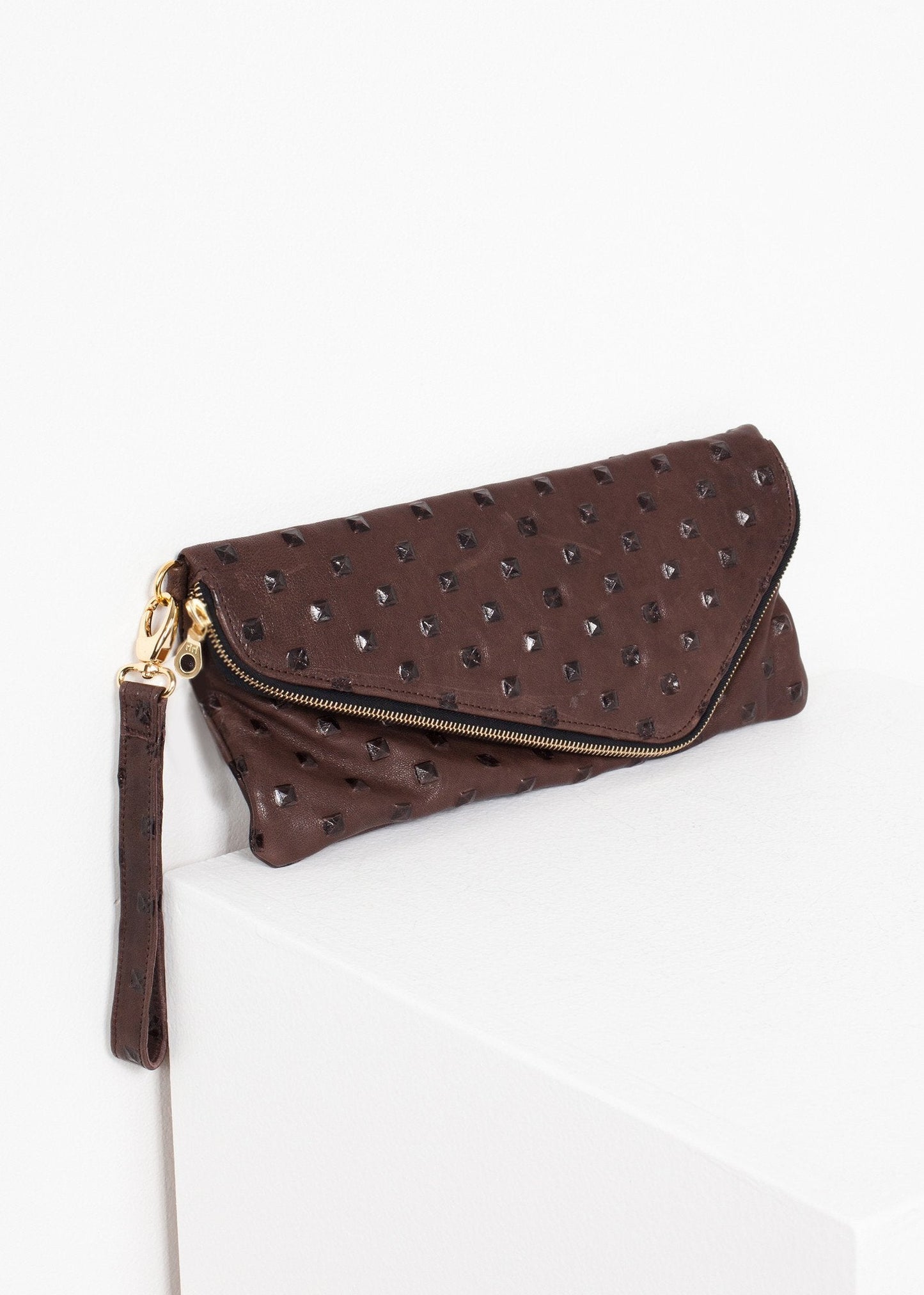 Clutch Roxanne de Cuero en Marrón