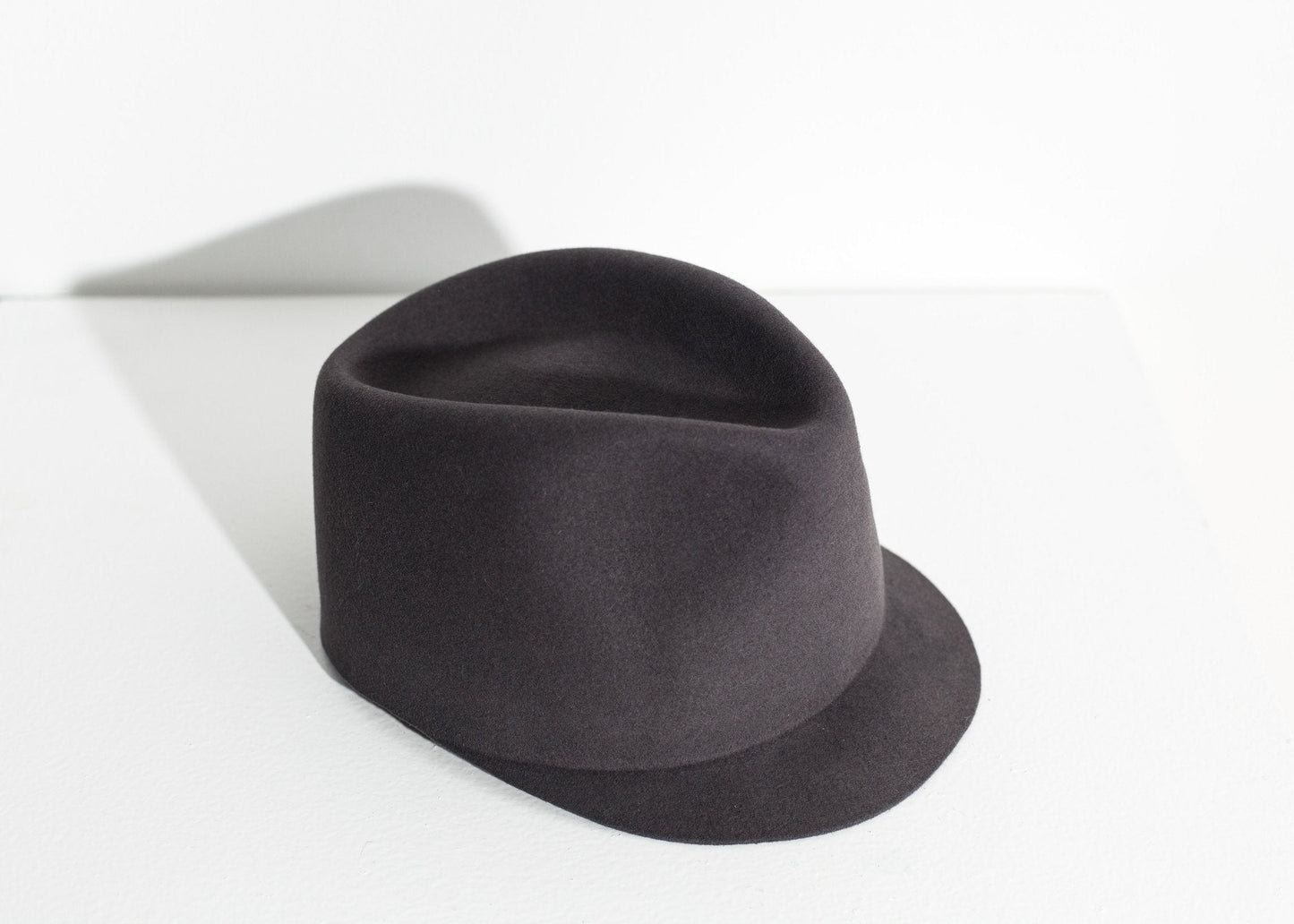 Sombrero Kraig en Gris Acero